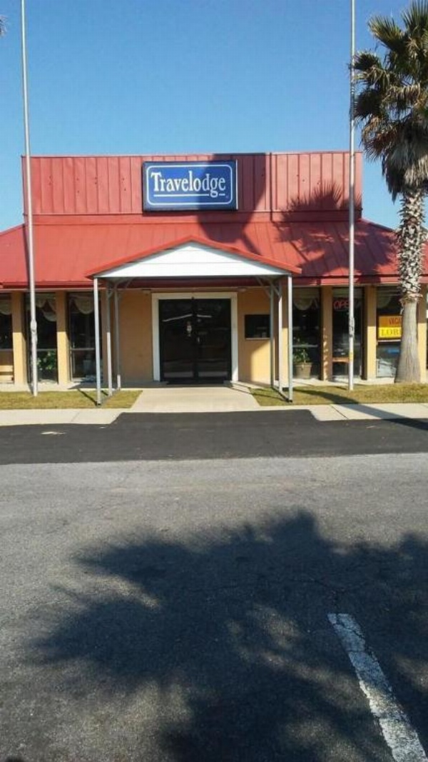 Travelodge by Wyndham Hardeeville image 25