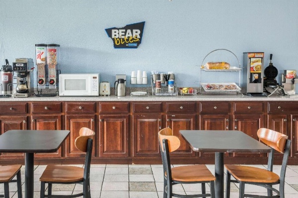 Travelodge by Wyndham Hardeeville image 4